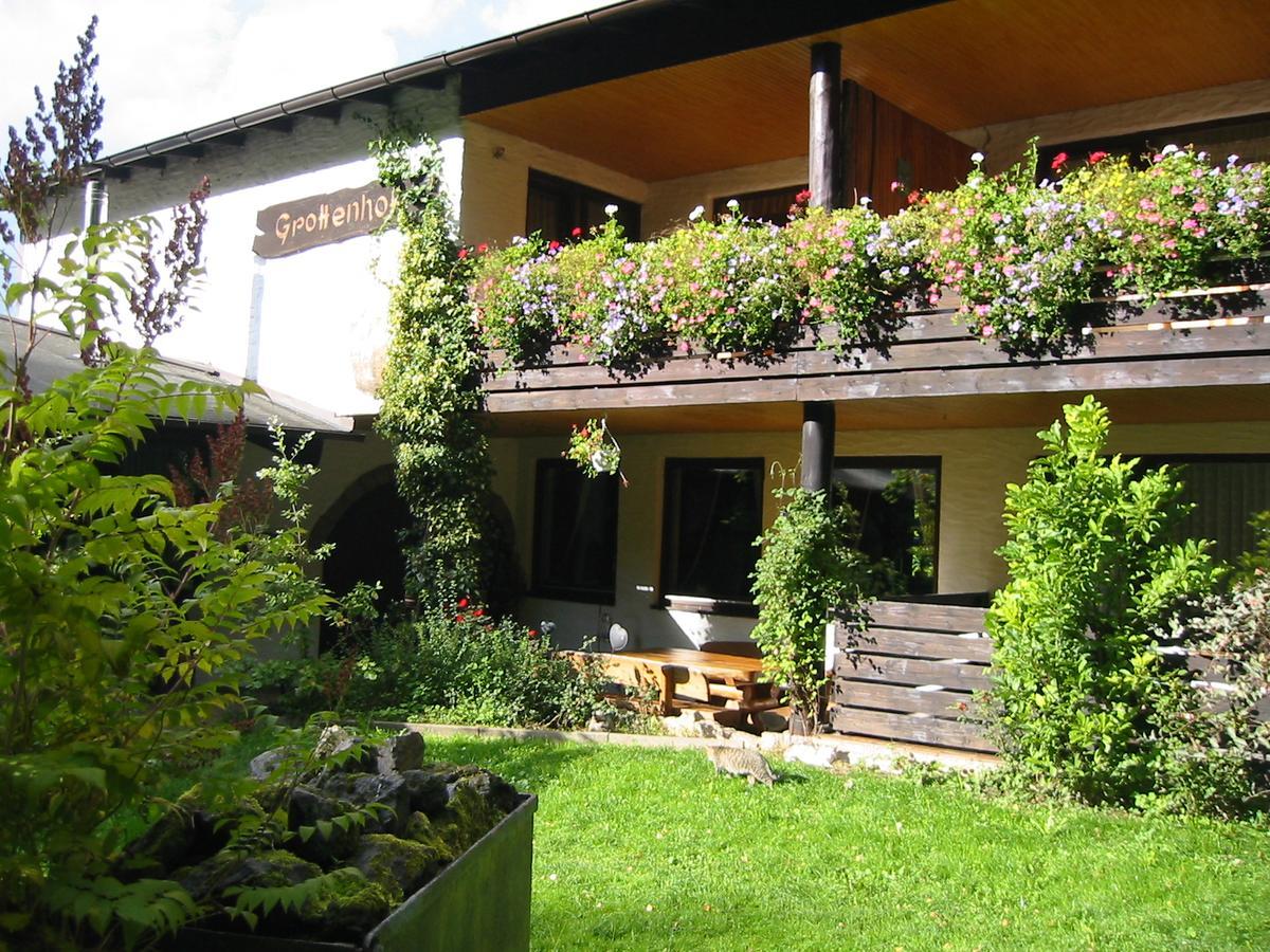 Gasthof Grottenhof Hotell Neuhaus an der Pegnitz Eksteriør bilde